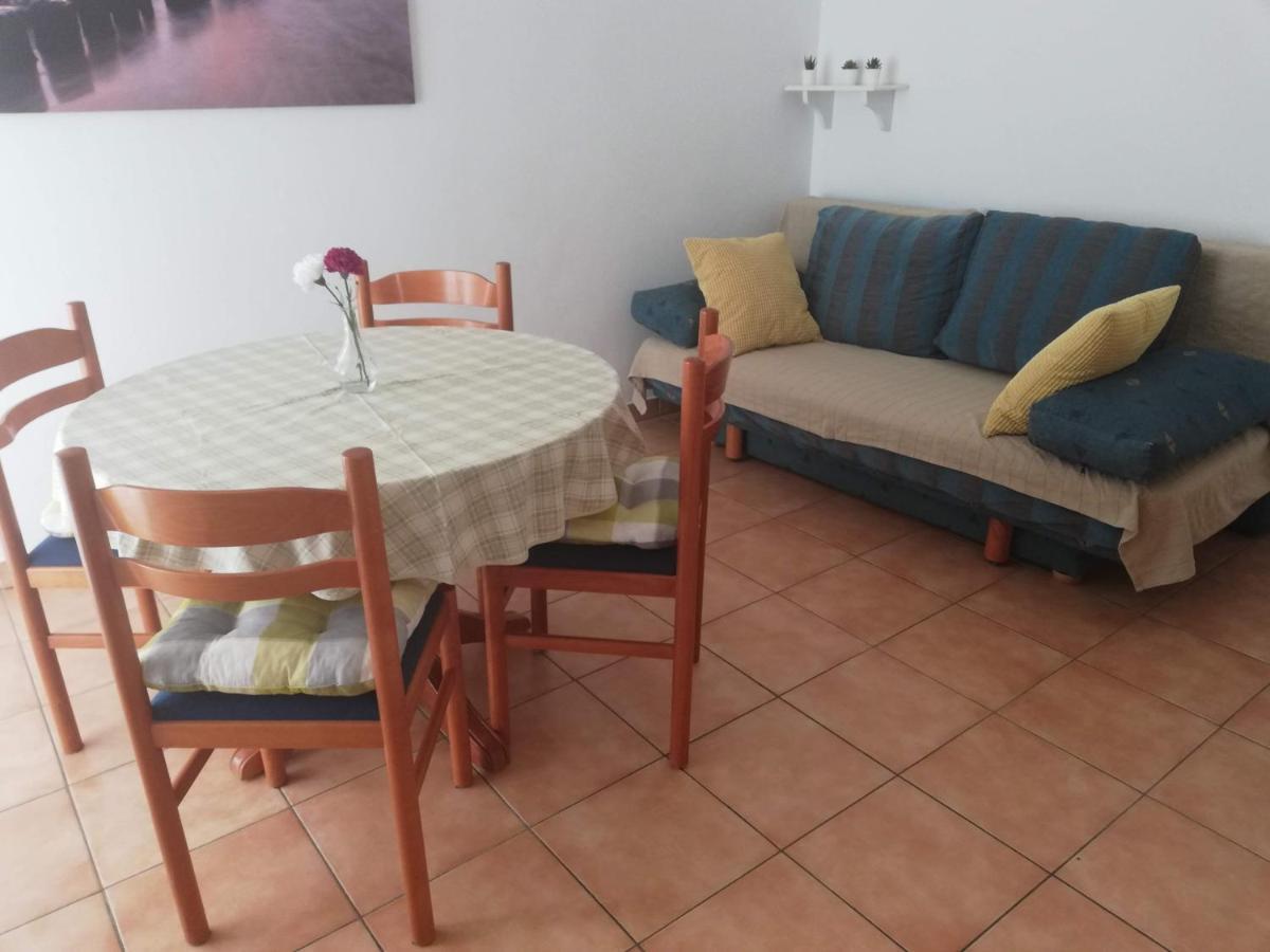 Apartments Burcul Pag Pag Town Bagian luar foto